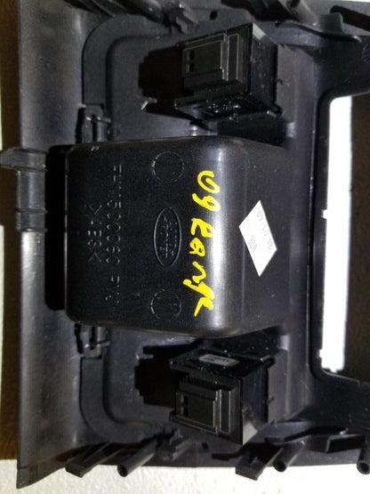 06 07 08 09 Range Rover Sport Center Console Rear Air Vent Heated Seat Panel OEM