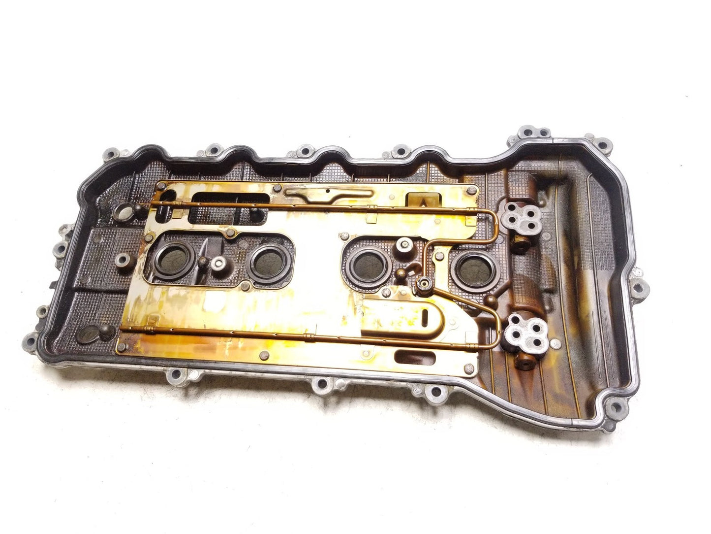 2011 Scion Tc Engine Valve Cover OEM 11201-36010