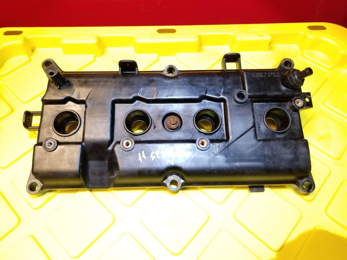 07 - 12 Nissan Sentra Engine Valve Cover 2.0l OEM