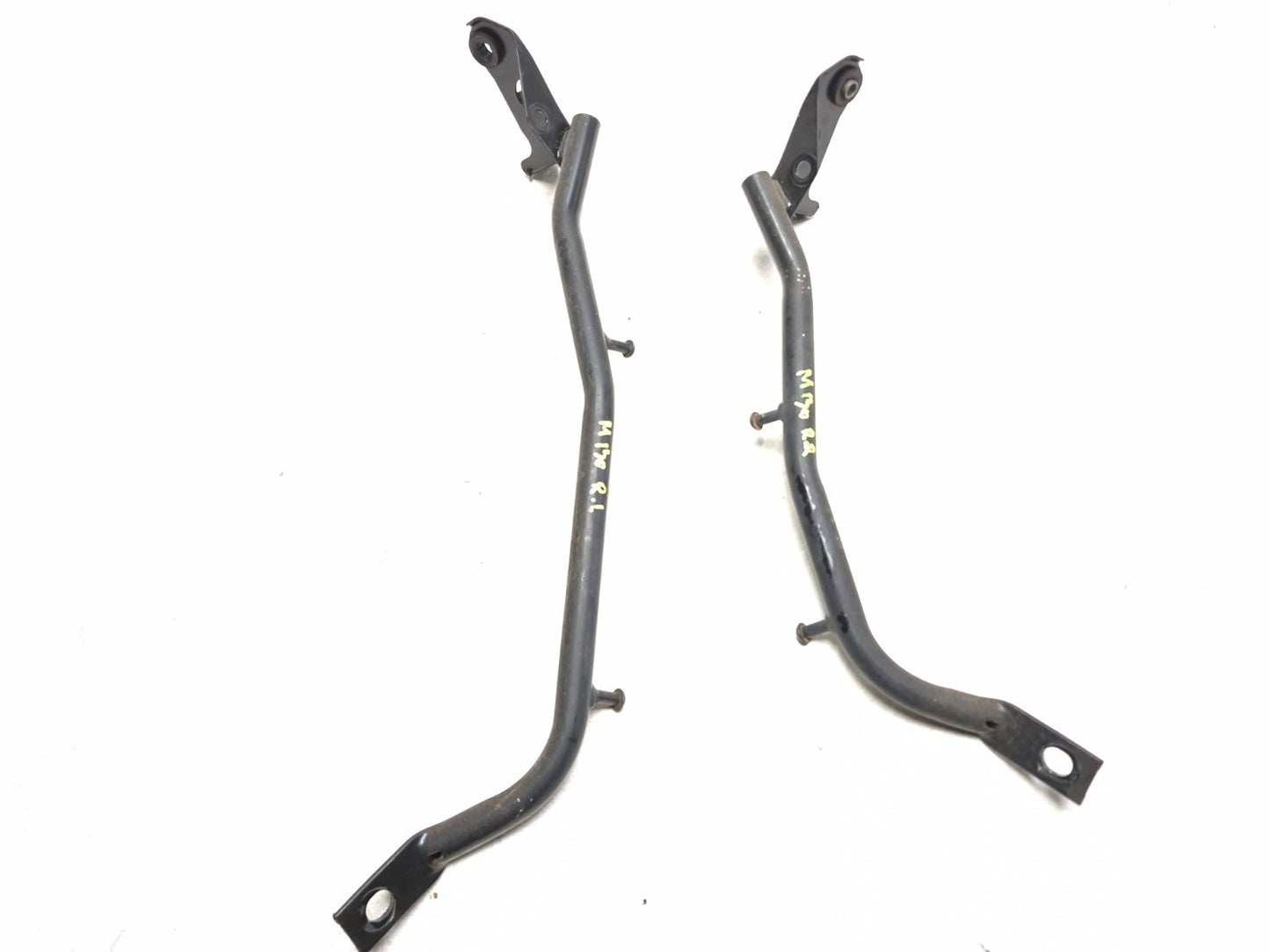2006 Suzuki Gs 500fk Rear Fender Bracket Mount Pair OEM