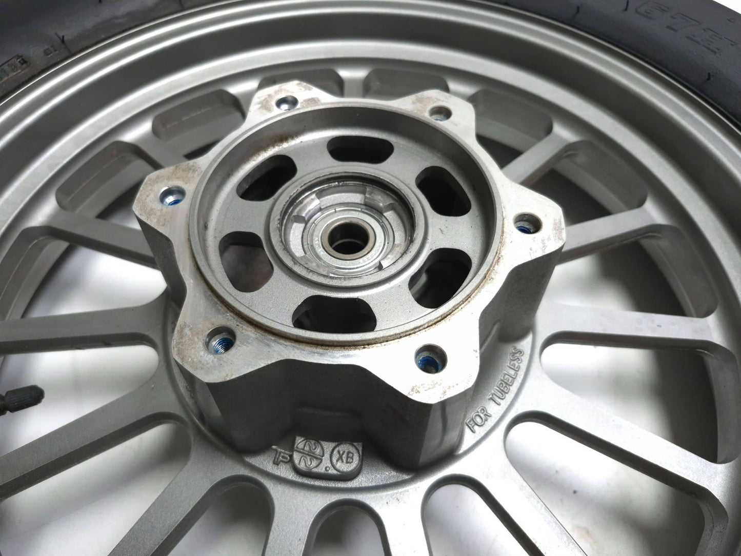 2013 Suzuki Vl800 Boulevard C50 Wheel Rim W/ Tire Front & Rear Pair R15 R16 OEM