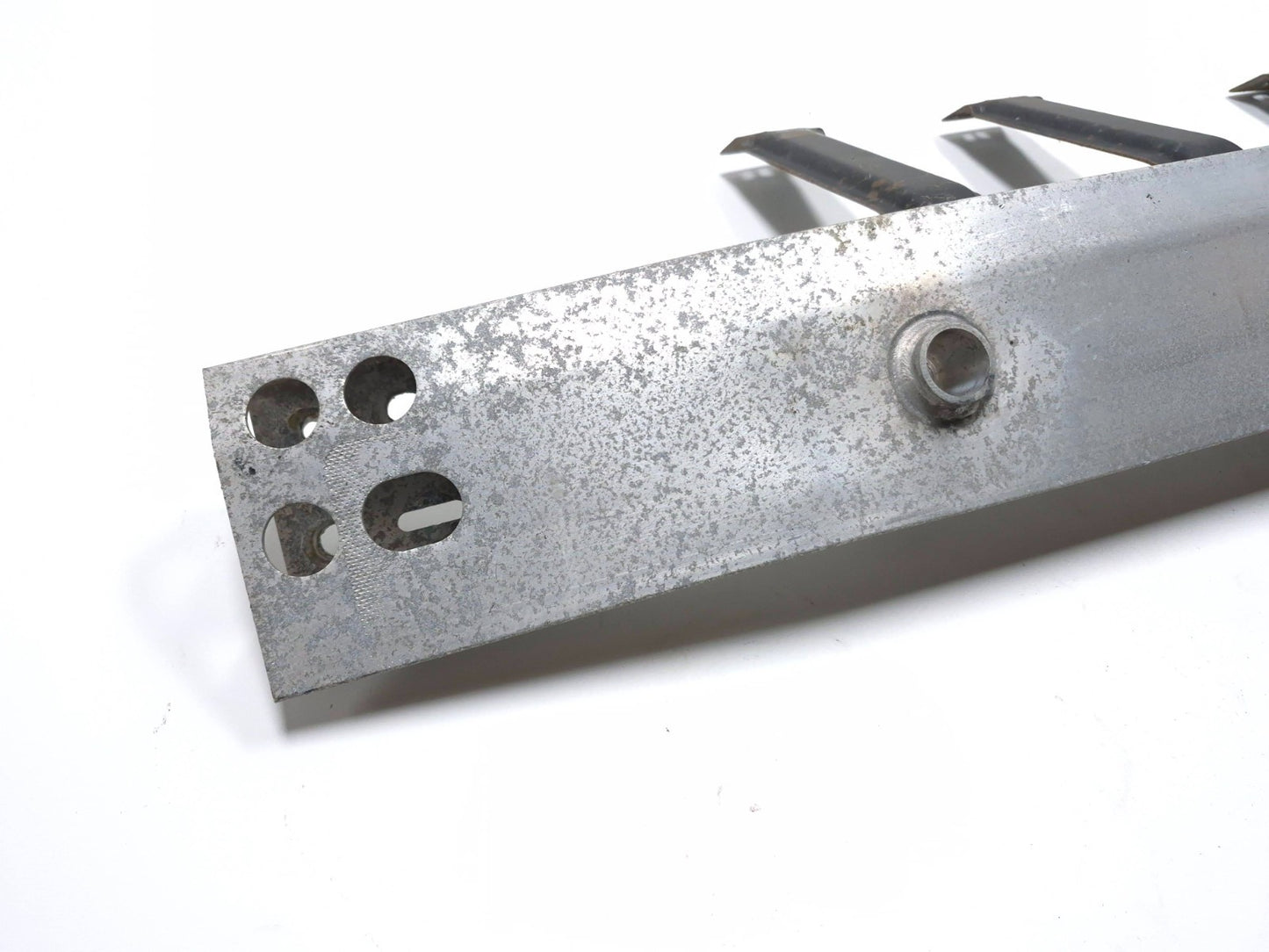 2020 Infiniti Q50 Rear Bumper Reinforcement Absorber Bar Oem✅