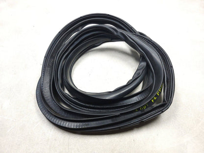 07-09 Mitsubishi Outlander Door Weatherstrip Seal Front Passenger Side 2pcs OEM