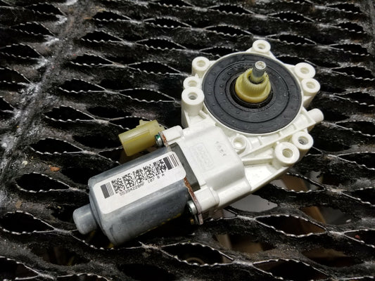 06 07 08 09 10 Jeep Grand Cherokee Rear Right Pass Side Door Window Motor OEM
