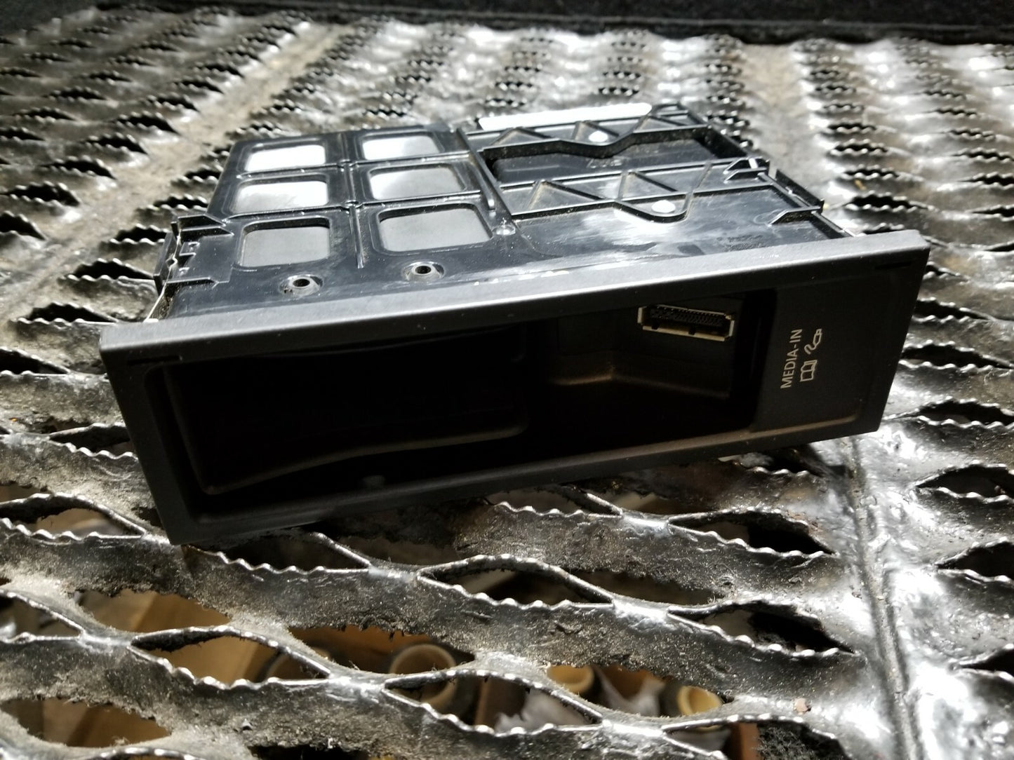 10 11 12 13 14 VW Golf GTI Multimedia Interface Module OEM
