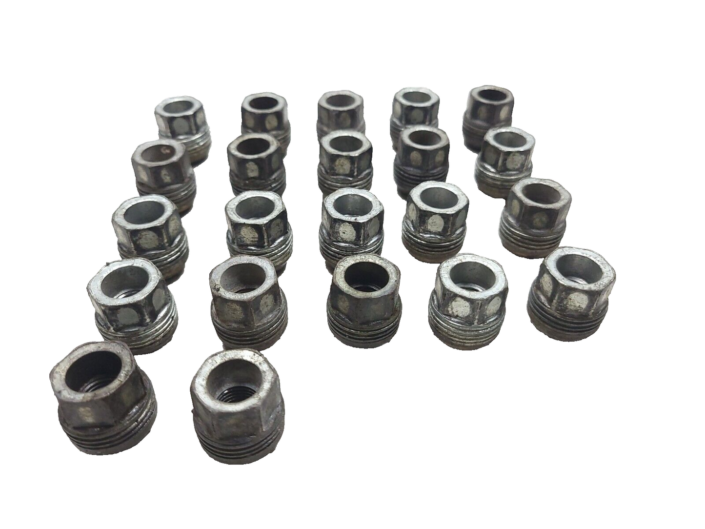 14-19 Chevrolet Silverado 1500 Wheel Lug Nut 22pcs OEM