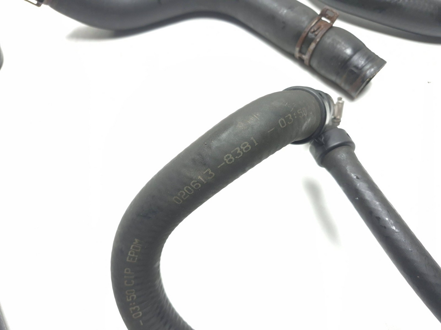 2013 Cadillac Escalade Esv Coolant Hose Pipe Set OEM
