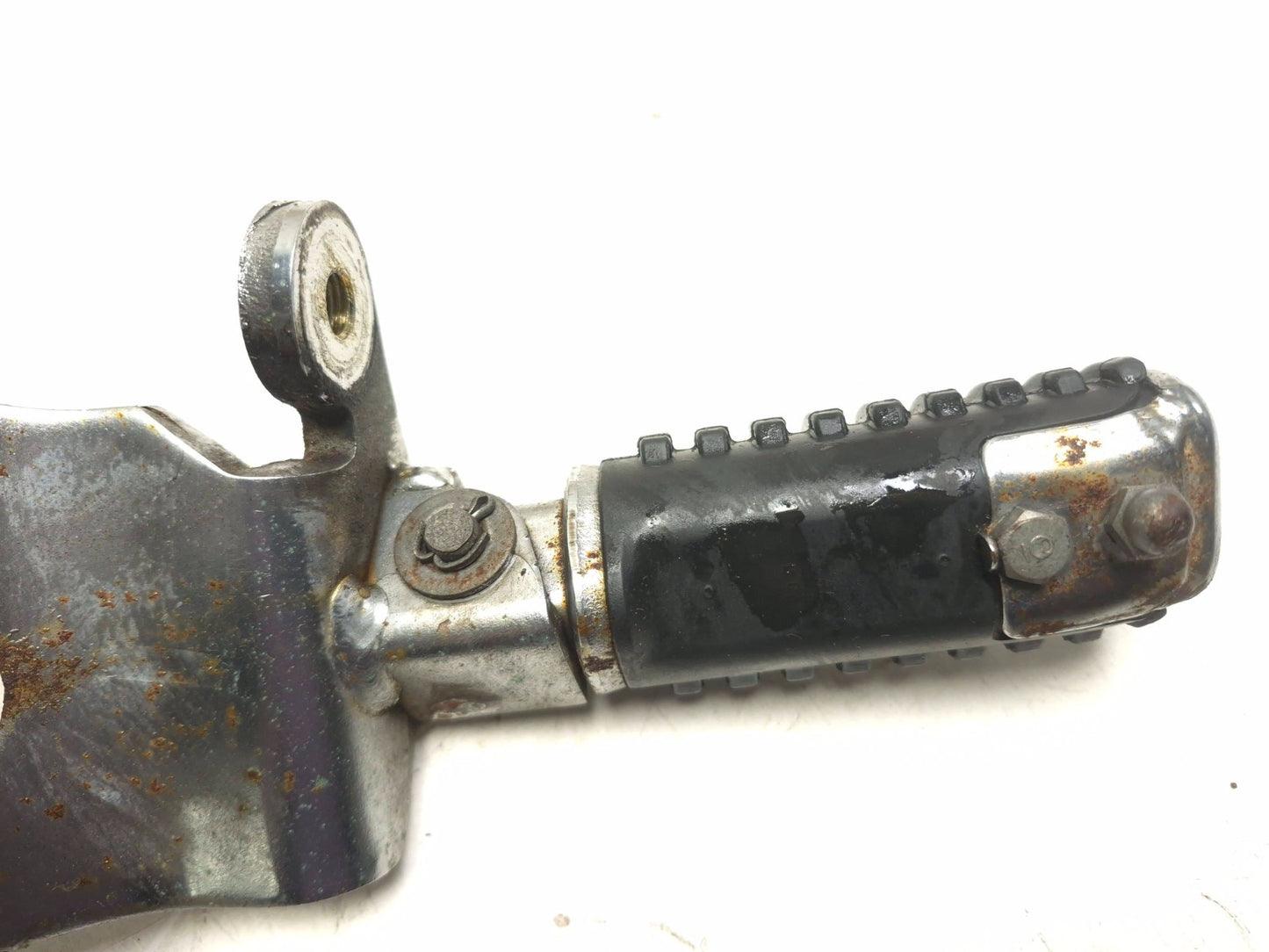 1997 Honda Magna Vf750 Front Right  Foot Peg & Bracket OEM