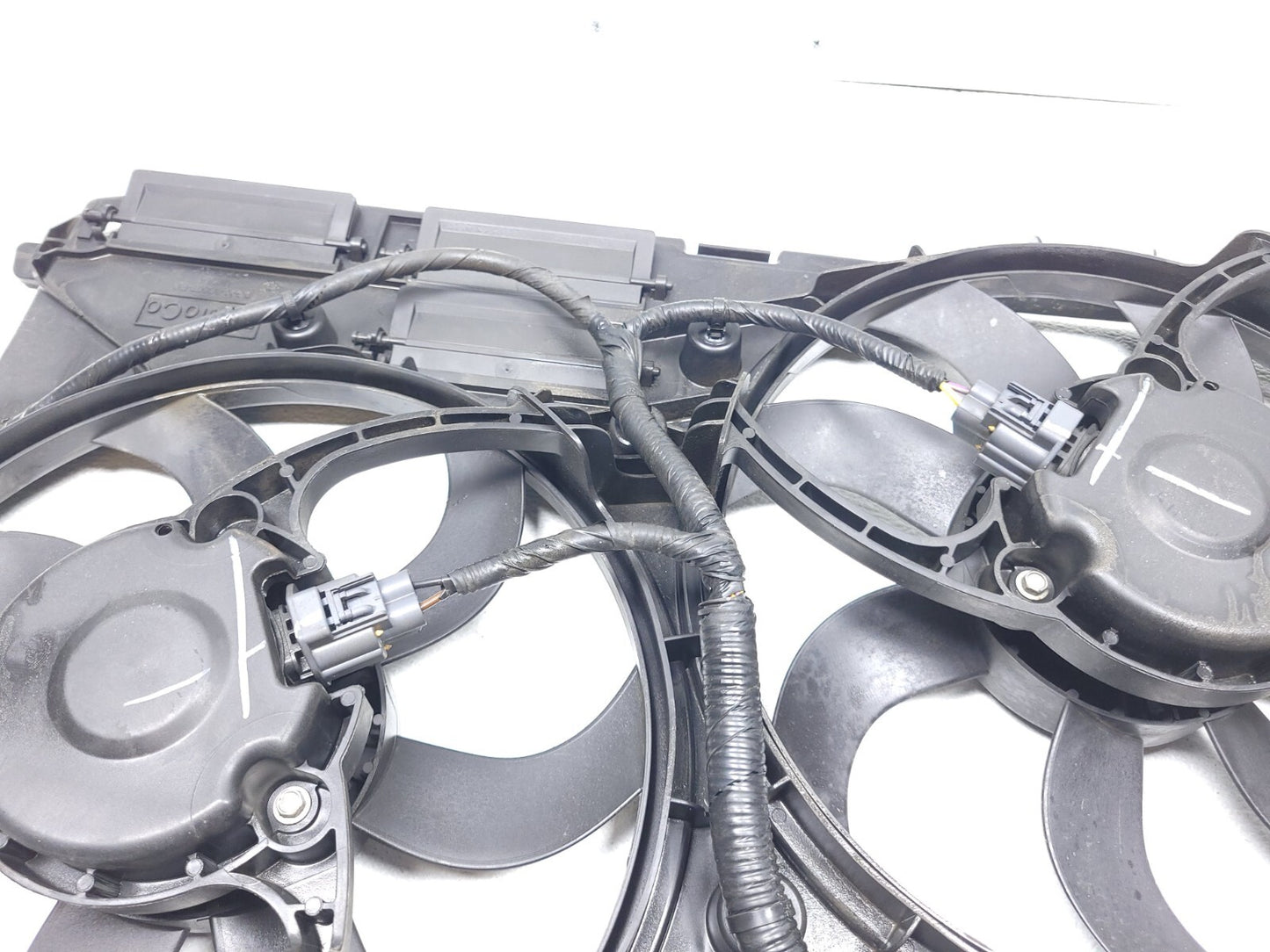 2014 Ford Fusion Radiator Cooling Fan Motor Assy OEM