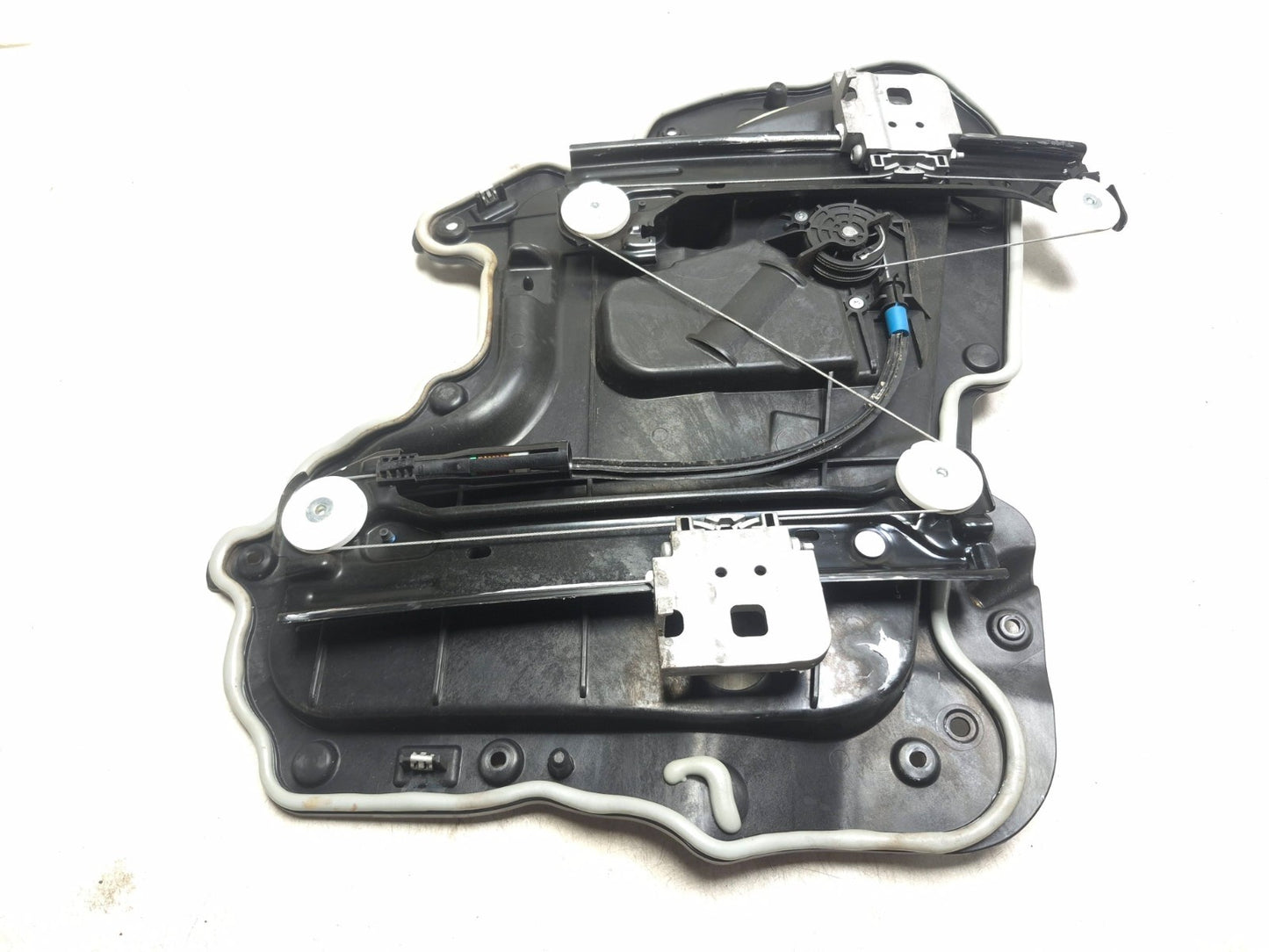 2019 Tesla Model 3 Rear Window Regulator W/ Motor Right Passenger Side OEM