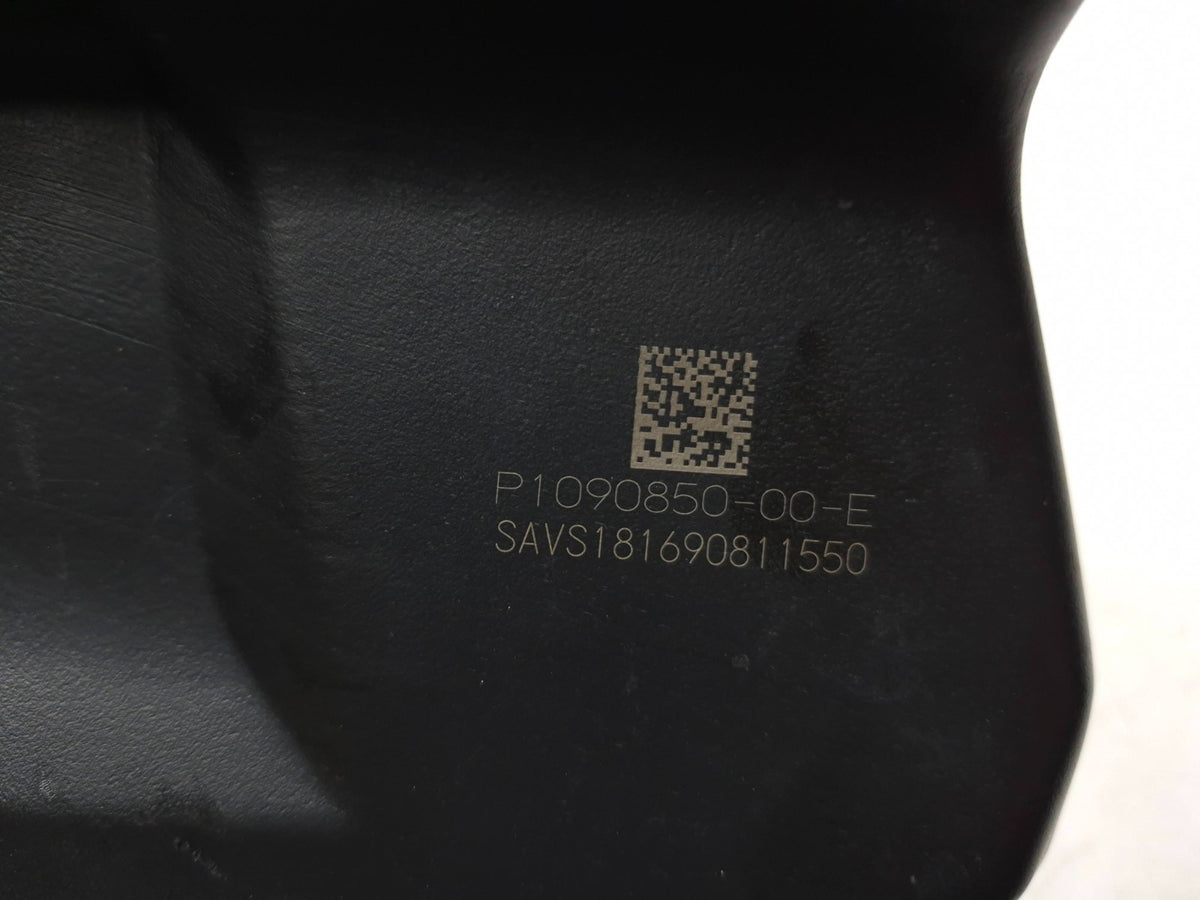 2018 Tesla Model 3 Washer Fluid Reservoir 1090850-00-e OEM