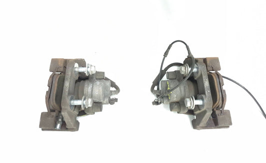 2011 BMW 750li Rear Brake Caliper Left & Right Pair OEM