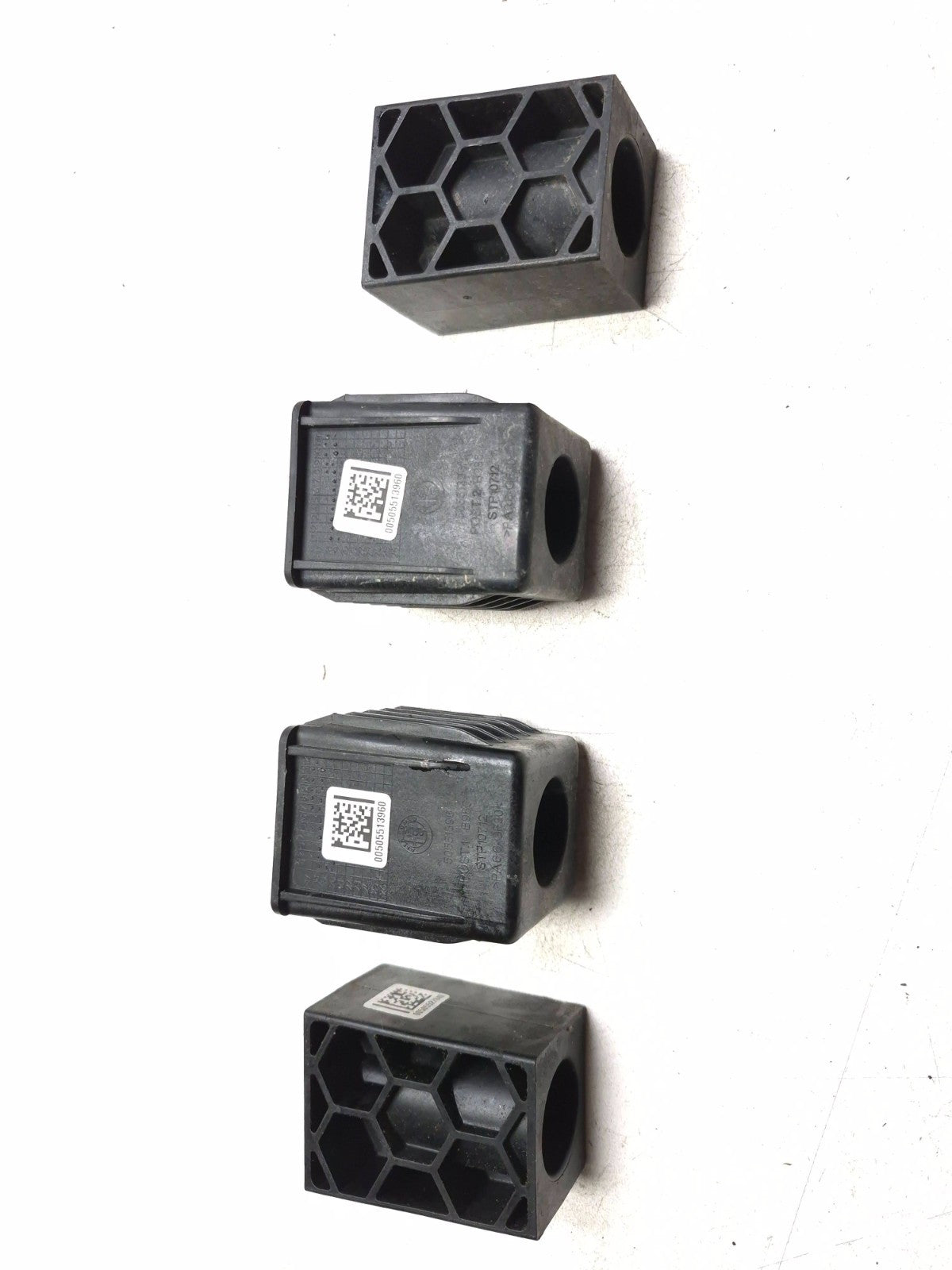 2024 Alfa Romeo Stelvio Jack Support OEM