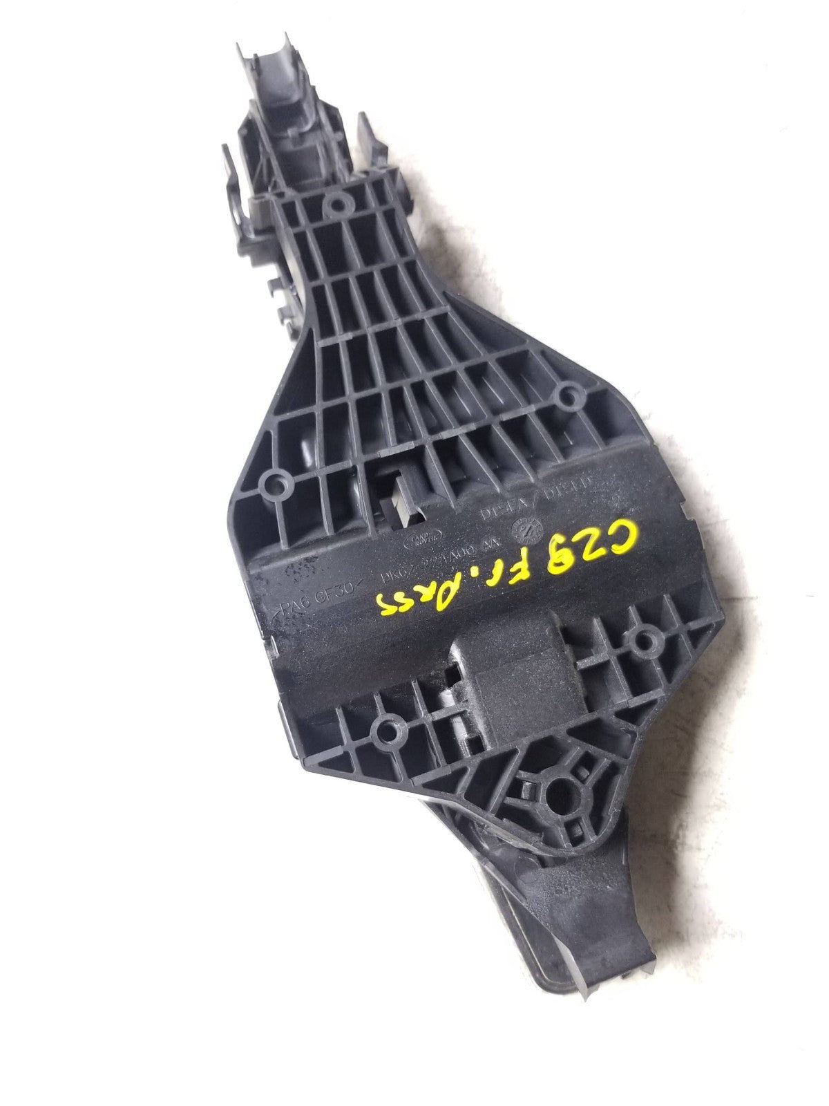 Jaguar Xe 2017 Front Passenger Side Right Exterior Door Handle OEM