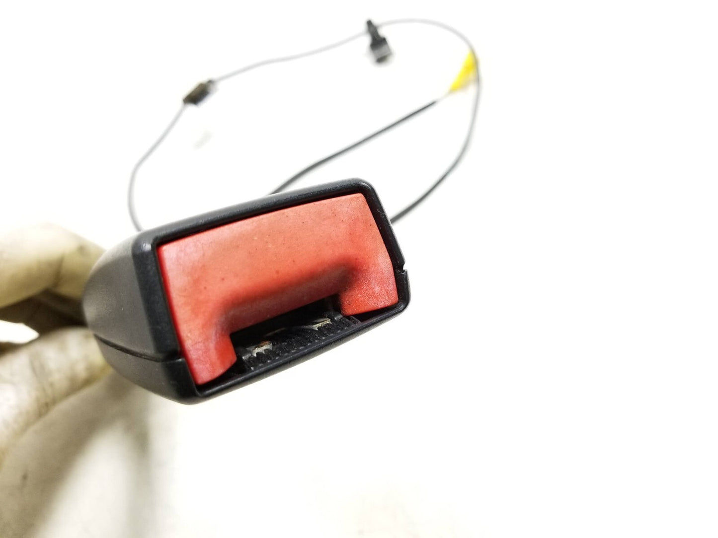 10-16 Mercedes W212 E350 Front Seat Belt Buckle Latch Passenger Right OEM