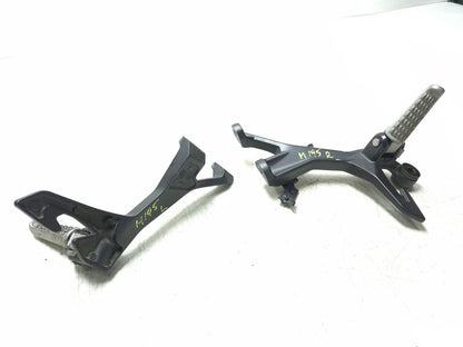2019 Kawasaki Z400 Er400d Rear Footrest Left & Right Pair OEM