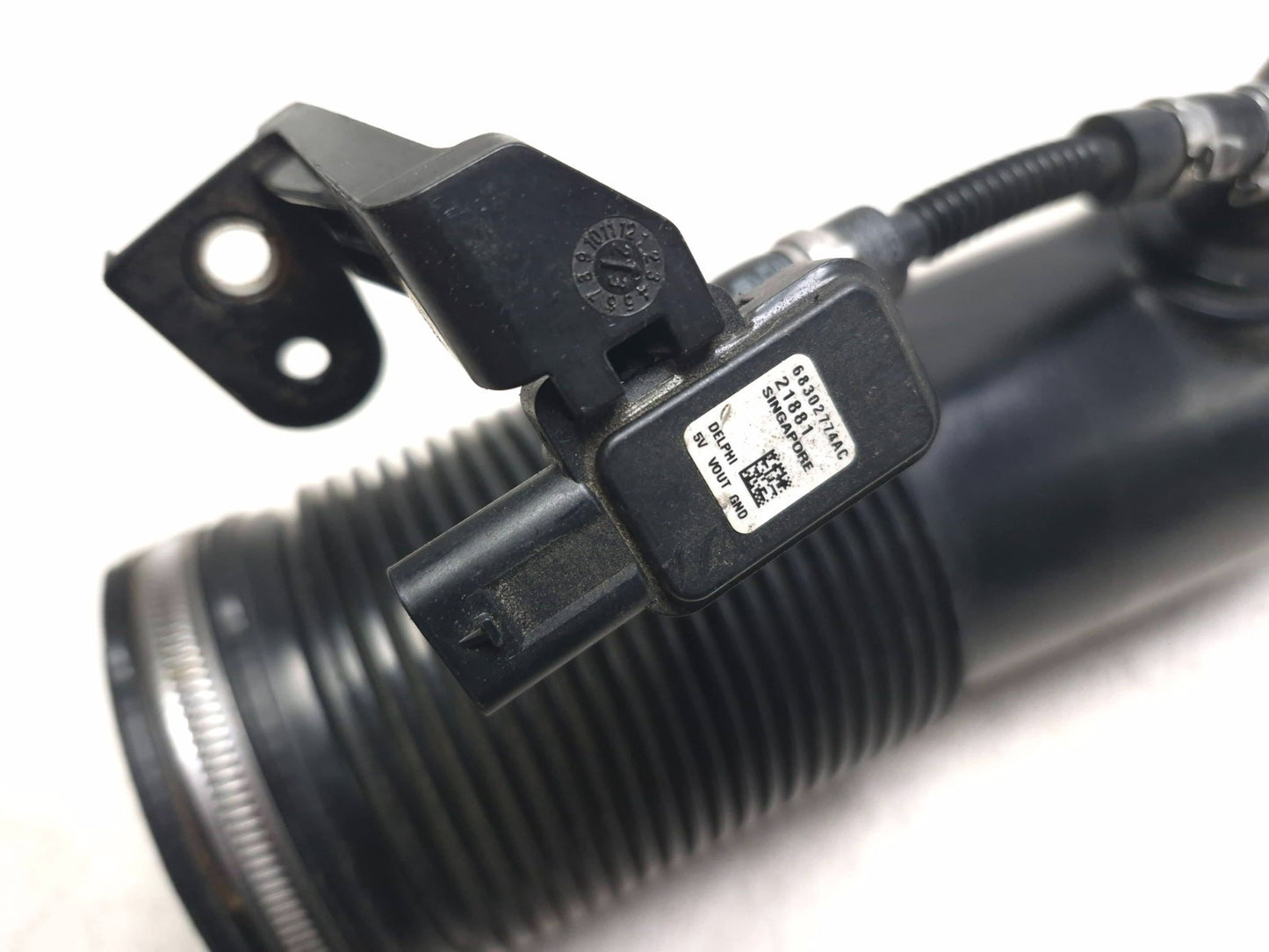 2024 Alfa Romeo Stelvio Air Intake Tube Hose Pipe OEM