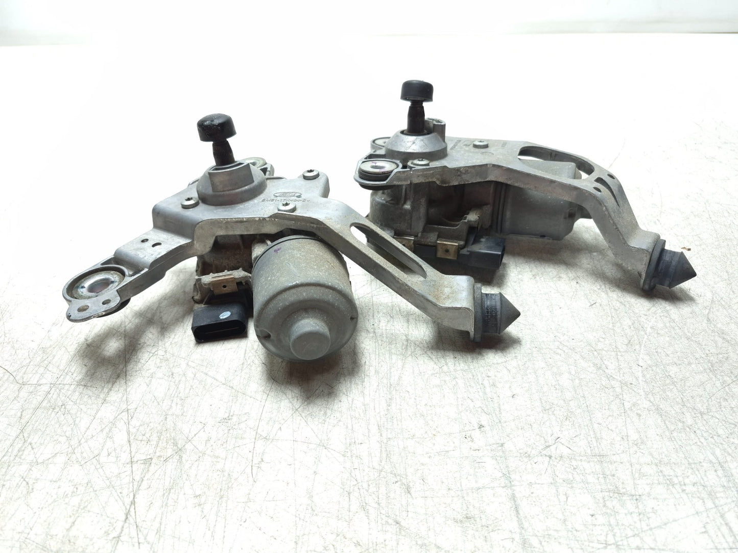 2017 Ford Focus Front Windshield Wiper Motor Left & Right Pair OEM