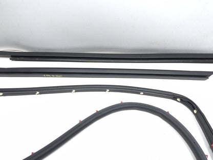2017 Dodge Journey Rear Passenger Door Weatherstrip Seal 5 Pcs OEM