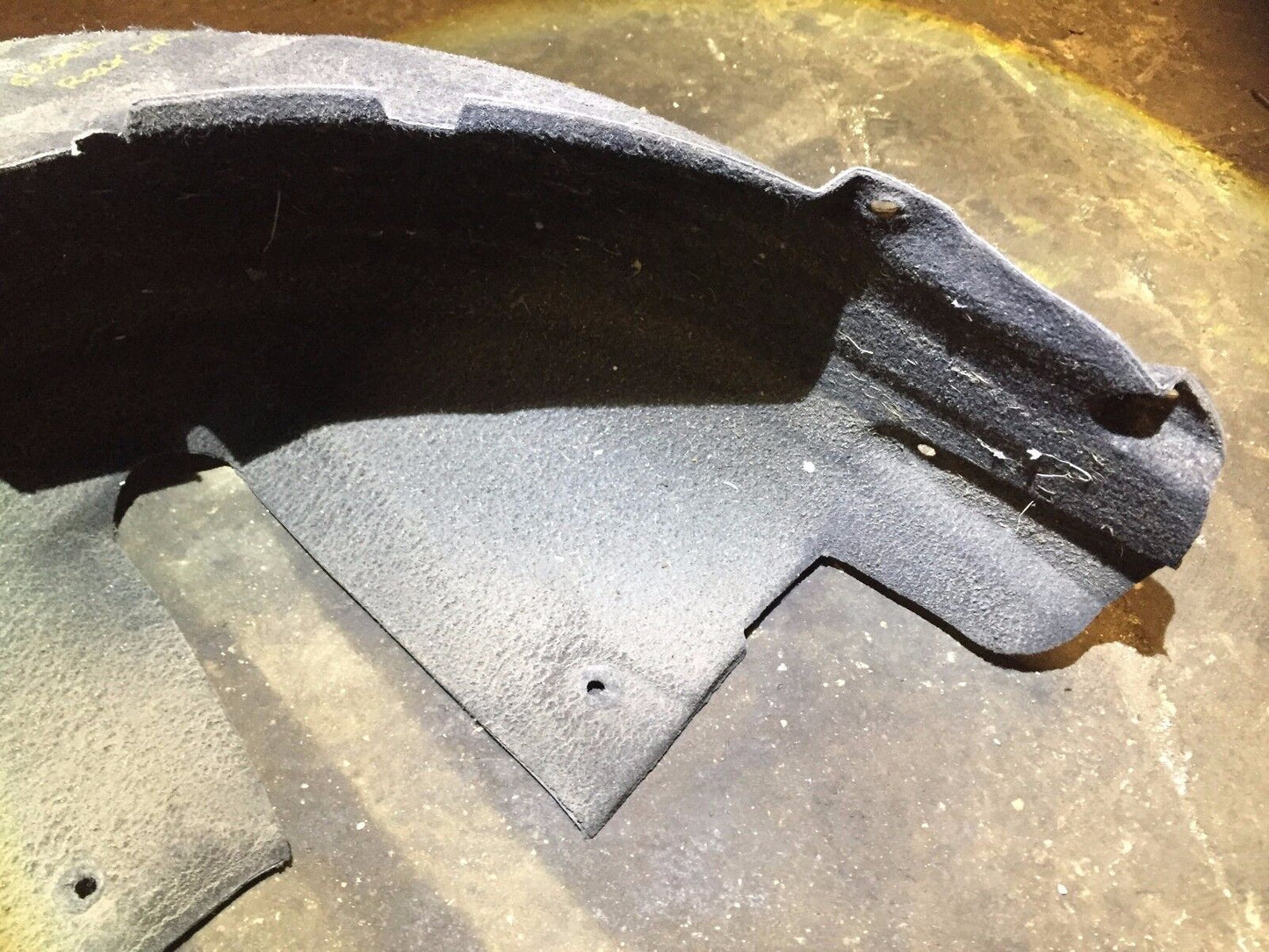 03 04 05 06 Mercedes C230 W203 Coupe Rear Driver Side Fender Liner Guard OEM