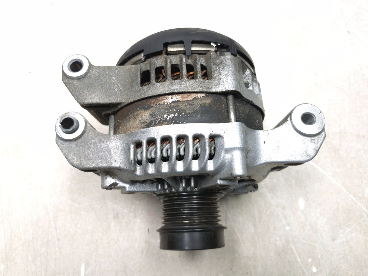 2018 Chrysler 300 Alternator 3.6l OEM