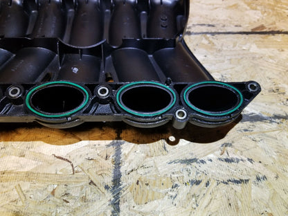 2007 Volvo S40 2.4l Upper Intake Manifold OEM