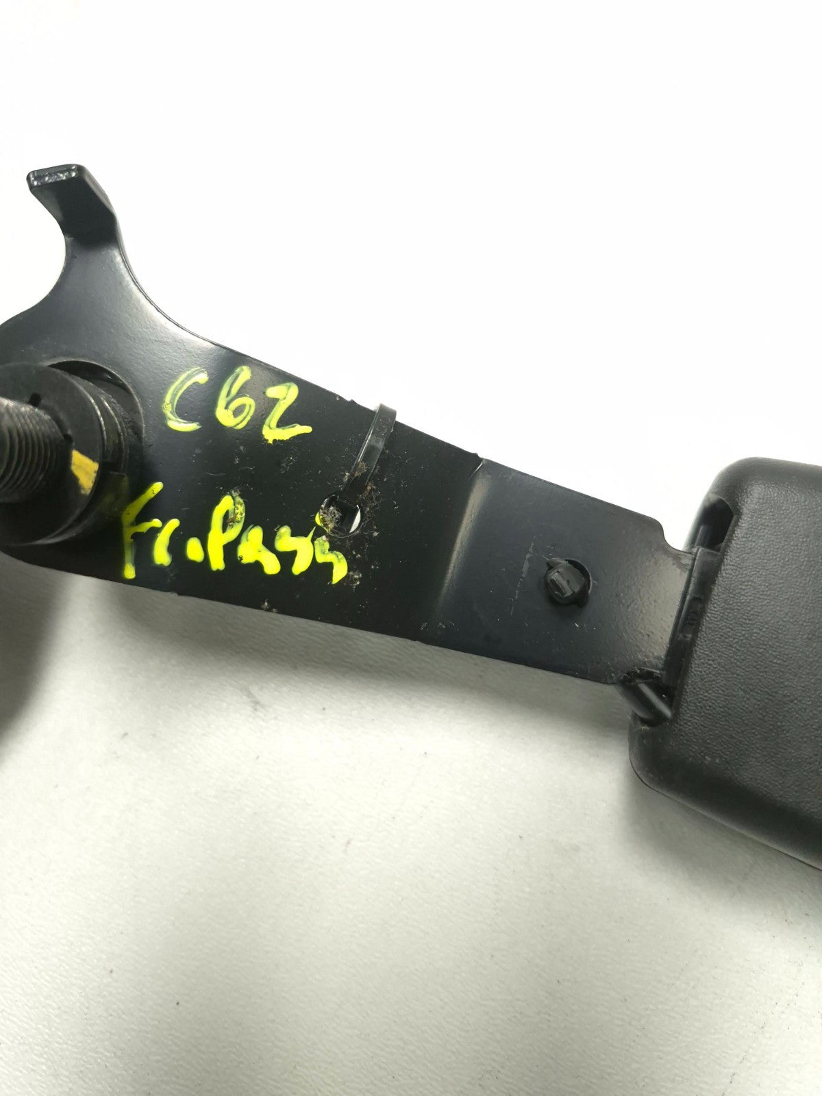 2013 Honda Fit Front Seat Belt Buckle Latch Left & Right OEM