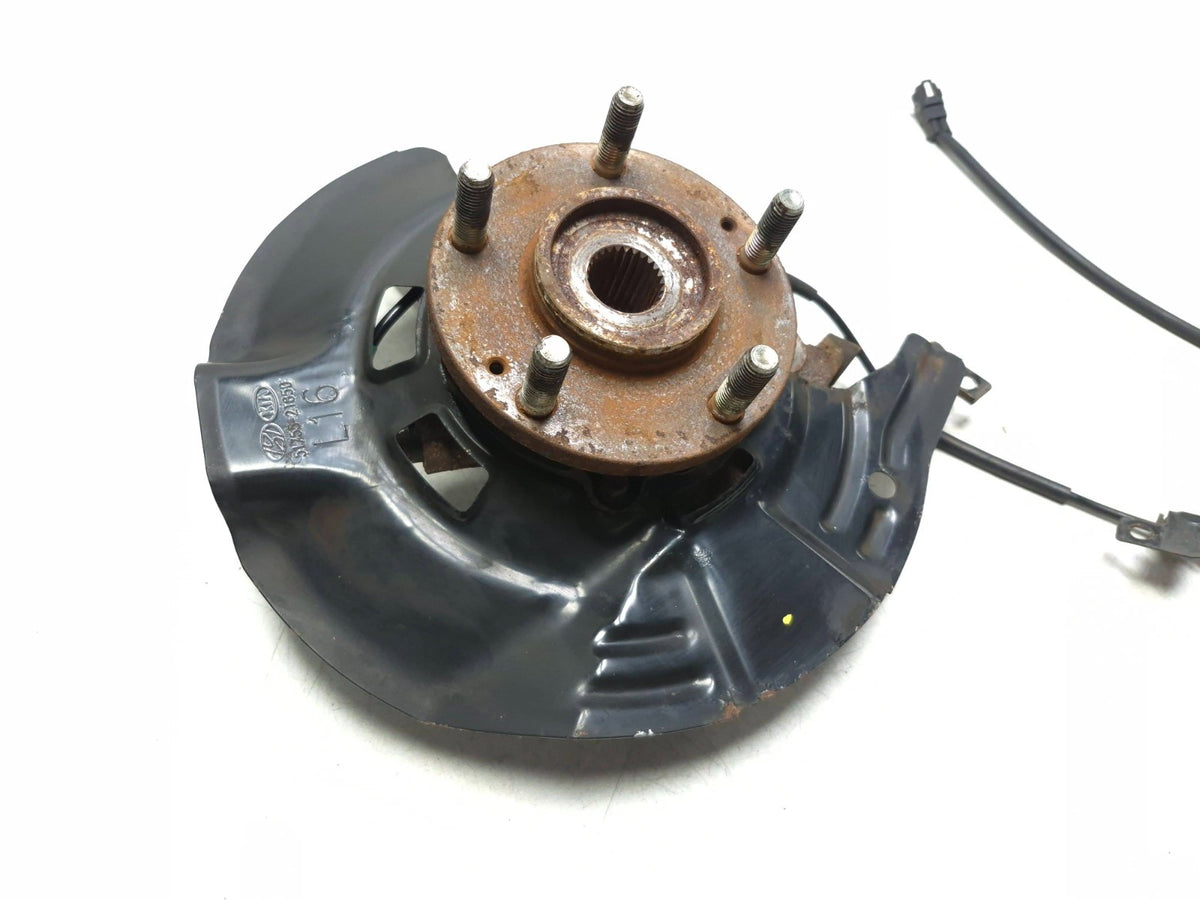 2015 Kia Optima Front Spindle Knuckle W/hub Left Driver Side OEM
