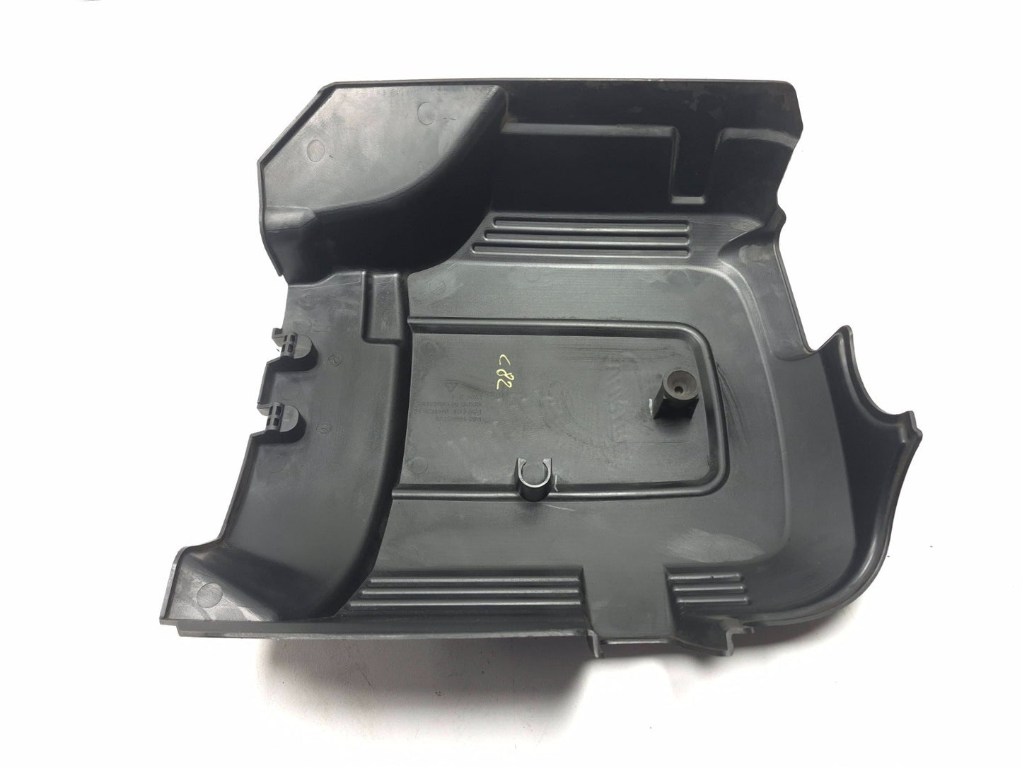 2013 Cadillac Escalade Vortec Engine Cover 6.2l OEM