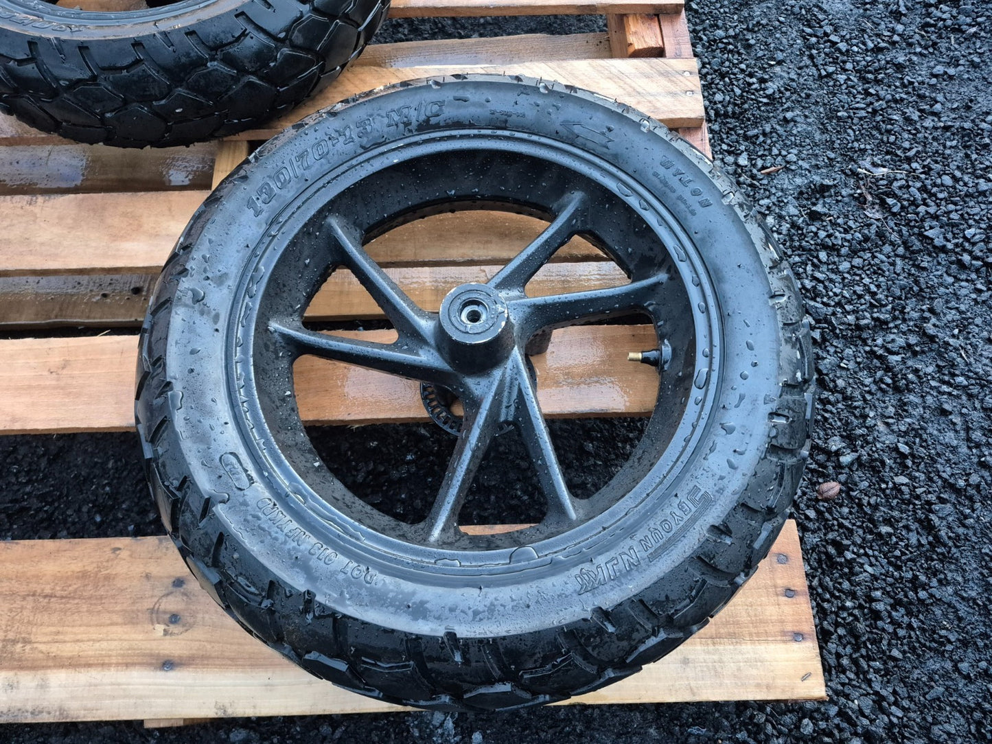 2023 Qianxin Fy200t Rear & Front Wheel W/ Tire Pair 130/70/13 OEM