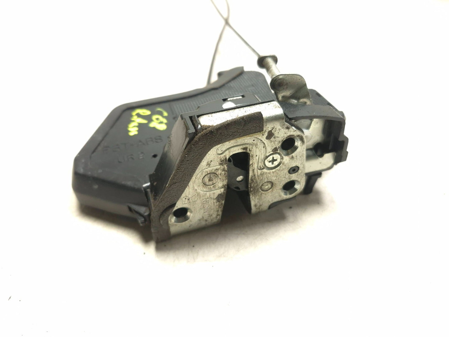 2007 Toyota Corolla Door Lock Actuator Rear Passenger Side Right 69050-02091 OEM