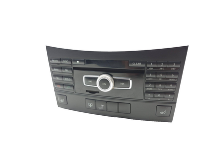 2012 - 2013 Mercedes W212 E350 Radio Cd Changer Head Unit Receiver Panel OEM