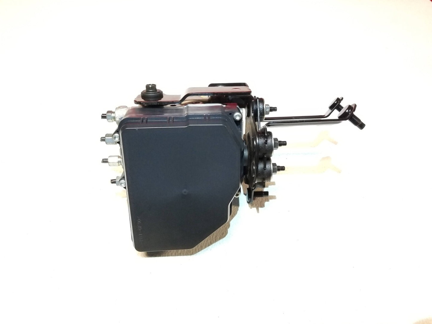2017 Infiniti Q50 ABS Anti Lock Brake Pump OEM