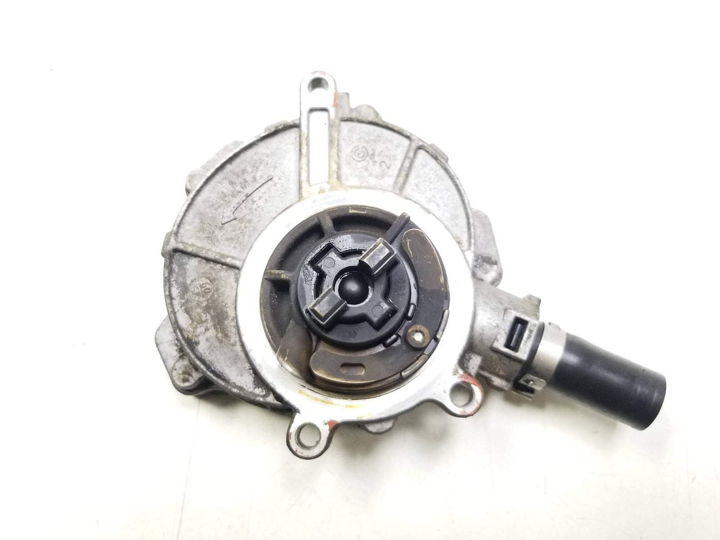 2009 - 2012 Audi Q5 Vacuum Pump 3.2l OEM