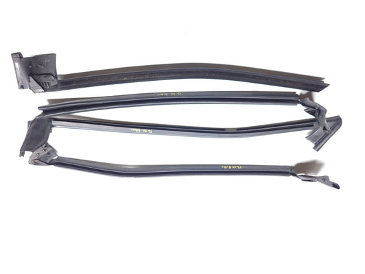 202 Volkswagen Cc Door Window Weatherstrip Seal 4pcs OEM