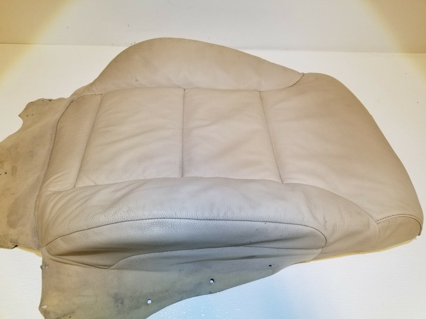 04 05 06 07 BMW 530xi E60 Front Seat Back Backrest Upper Passenger Right OEM