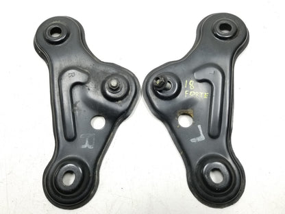 2018 Kia Forte Front Crossmember Subframe Stay Bracket Pair OEM 49k Miles
