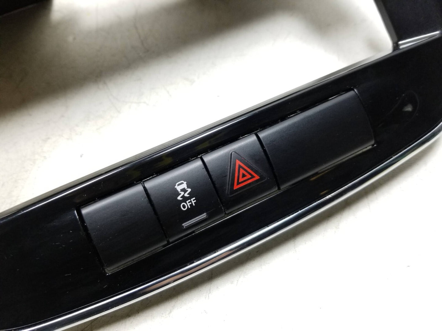 2011-2014 Chrysler 200 Center Dash Radio Bezel Trim OEM