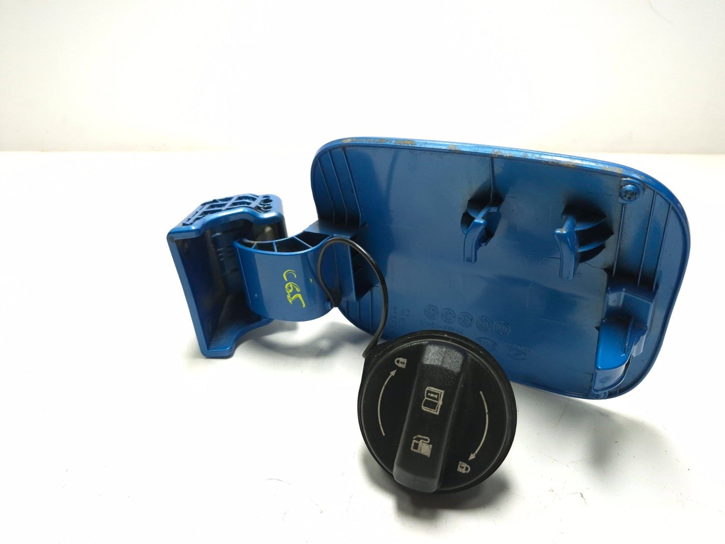 2019 Hyundai Kona Fuel Door W/ Cap OEM