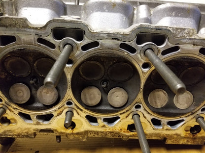 2010 BMW X5 E70 Engine Cylinder Head 4.8l N62t Passenger Side Right OEM