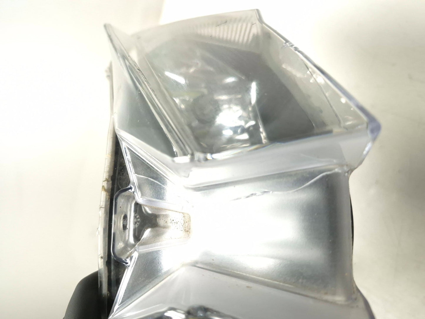 2020 Ski Doo Mxz X800r Headlight *has Crack* OEM
