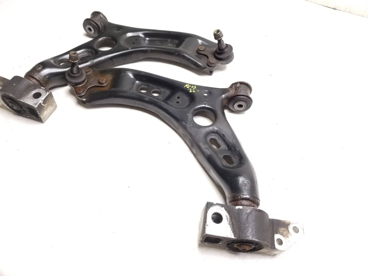 2010 - 2014 VW Golf GTI Front Lower Control Arm Left & Right OEM