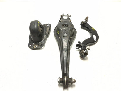 2015 Volkswagen Golf Rear Control Arm Passenger Side Right 3pcs OEM