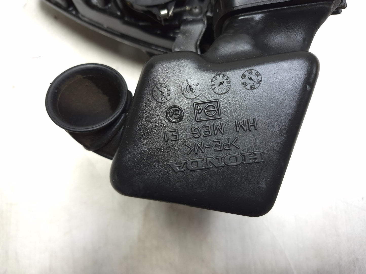 2009 Honda Shadow Spirit Vt750 Air Box Cleaner Filter Housing OEM