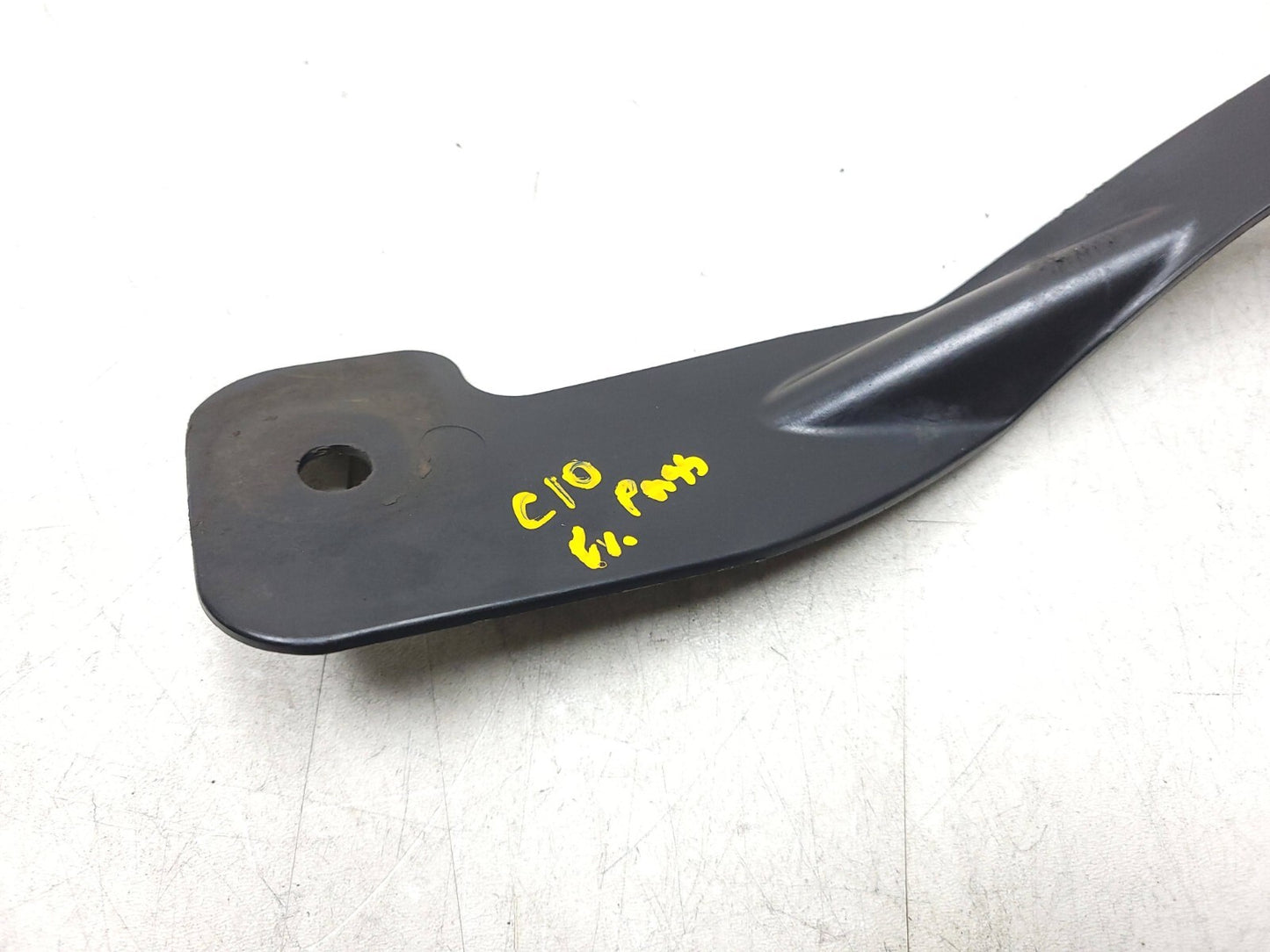 2010 - 2014 Chevrolet Suburban Engine Lower Splash Shield Left & Right OEM