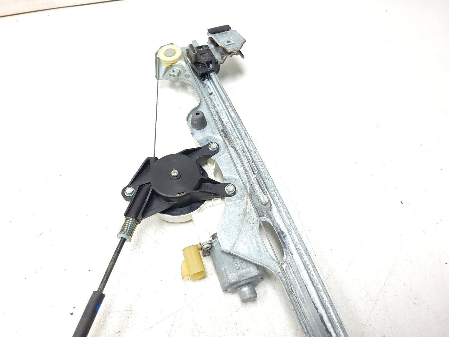 10 14 Chevrolet Suburban Window Regulator Motor Front Passenger Side Right OEM