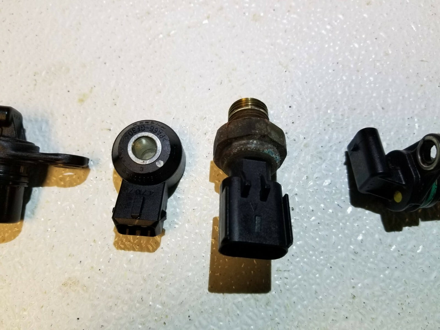2015 Chrysler 200 Temp Knock Camshaft Crankshaft Sensor 5pcs 2.4l OEM