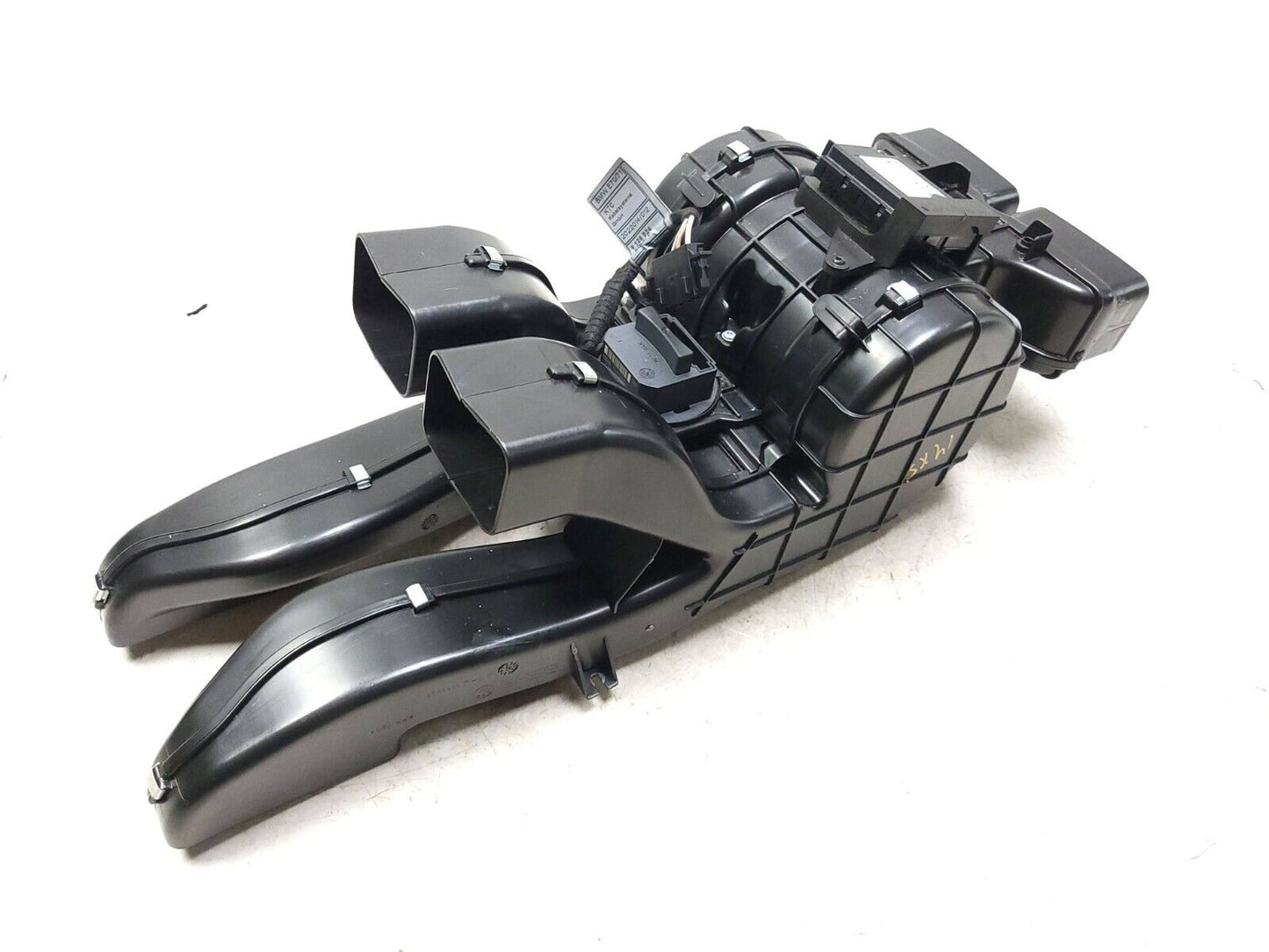 2014 - 2018 BMW X5 F15 Center Console Heater Blower Motor & Housing OEM