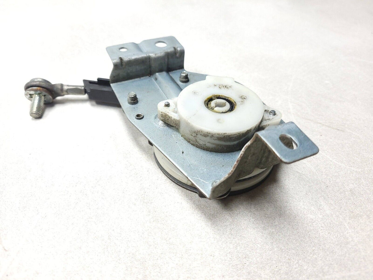 2007 - 2013 Mitsubishi Outlander Tailgate Assist Spring Lift Left & Right OEM