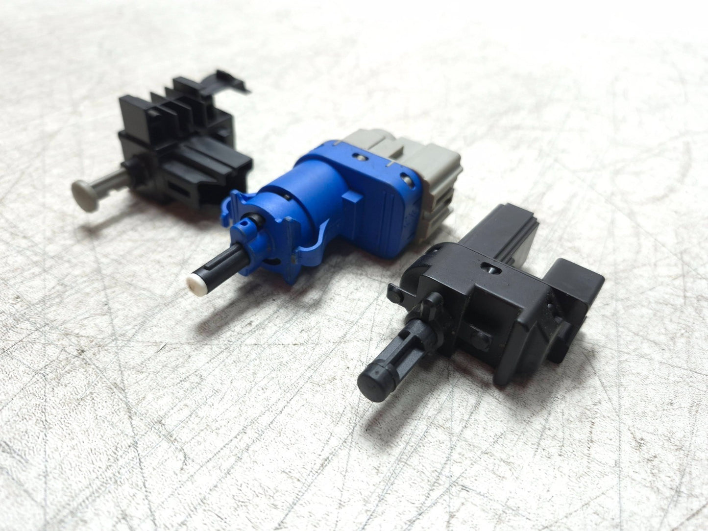 2017 Ford Focus Clutch Pedal Switch And Stop Light Stoplamp Switch  OEM
